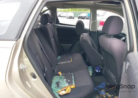 2003 Toyota Corolla Matrix Xr z USA, uszkodzony, nr VIN 2T1LR32E83C066870